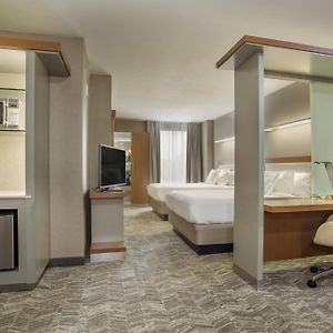 Queen Suite
